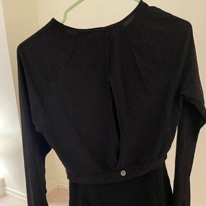 Lululemon black running top